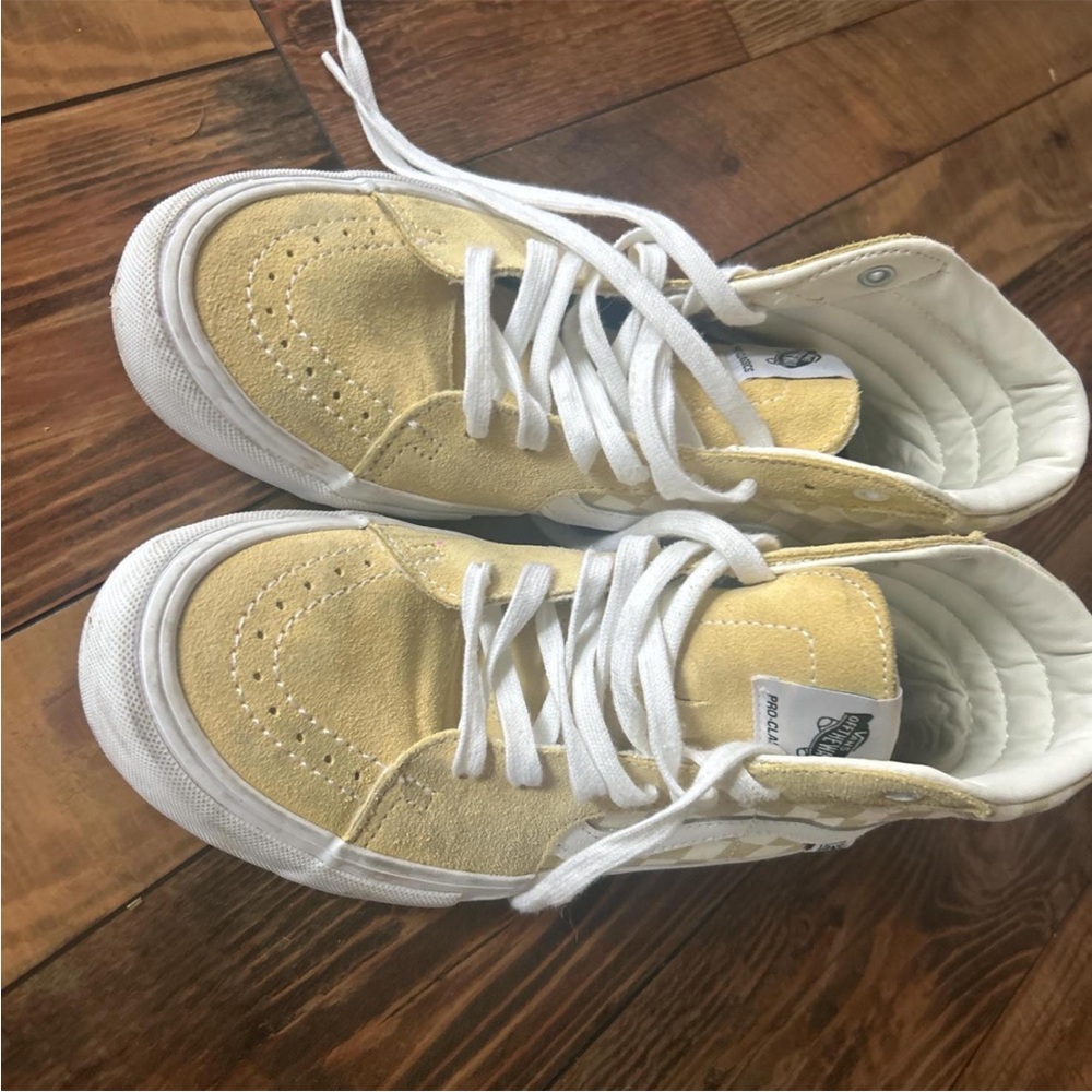 Vans Pro Yellow and White High-Tops - Picture 4 of 4
